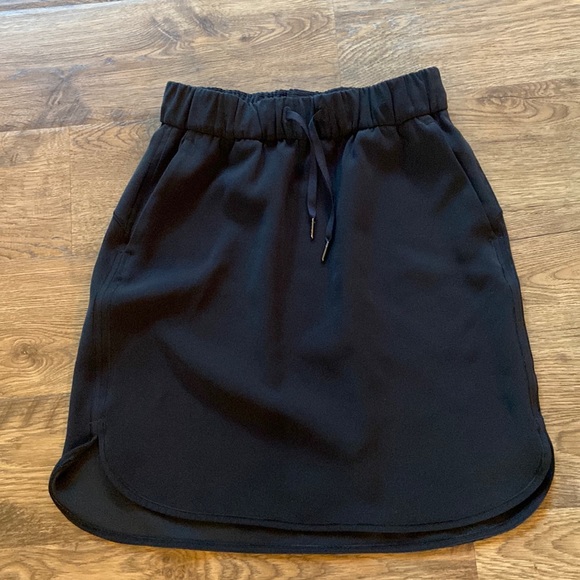 lululemon athletica Dresses & Skirts - Perfect condition Lululemon skirt
